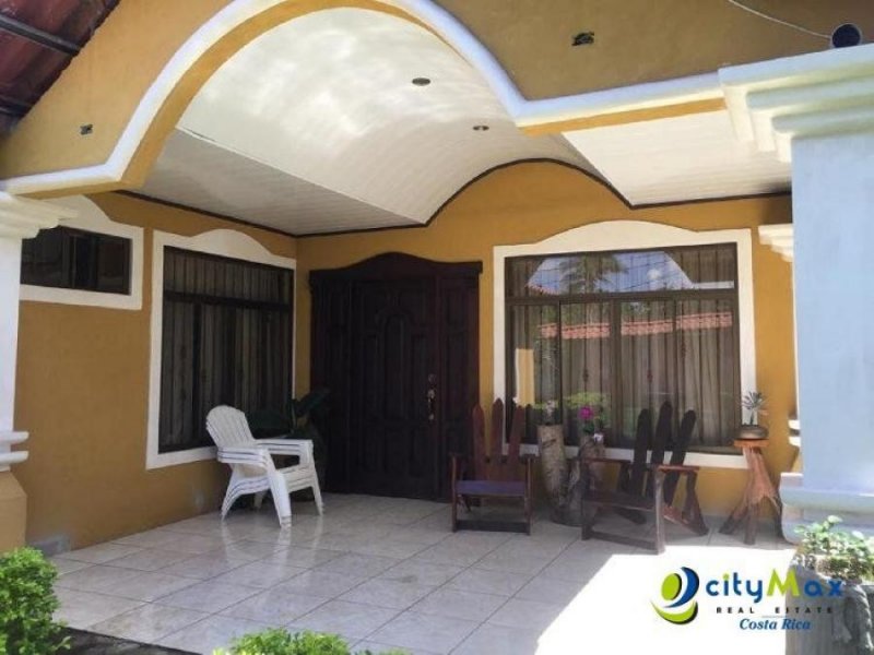 Casa en Venta en Marañonal Esparza, Puntarenas