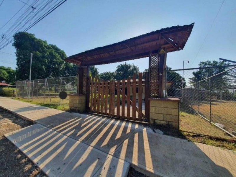 Venta de Casa en Esparza, Puntarenas.