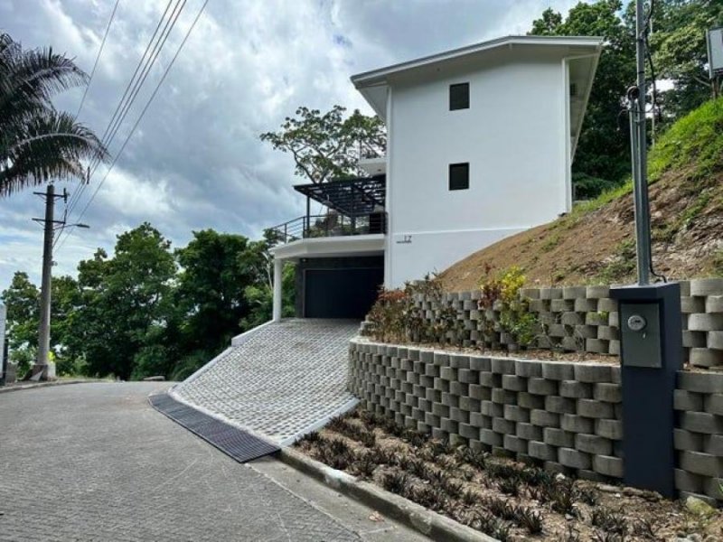 Foto Casa en Venta en Garabito, Puntarenas - U$D 980.000 - CAV106250 - BienesOnLine