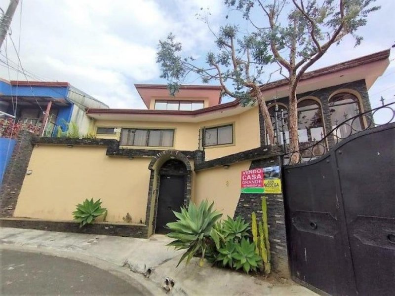 Foto Casa en Venta en Goicoechea, San José - U$D 650.000 - CAV73866 - BienesOnLine