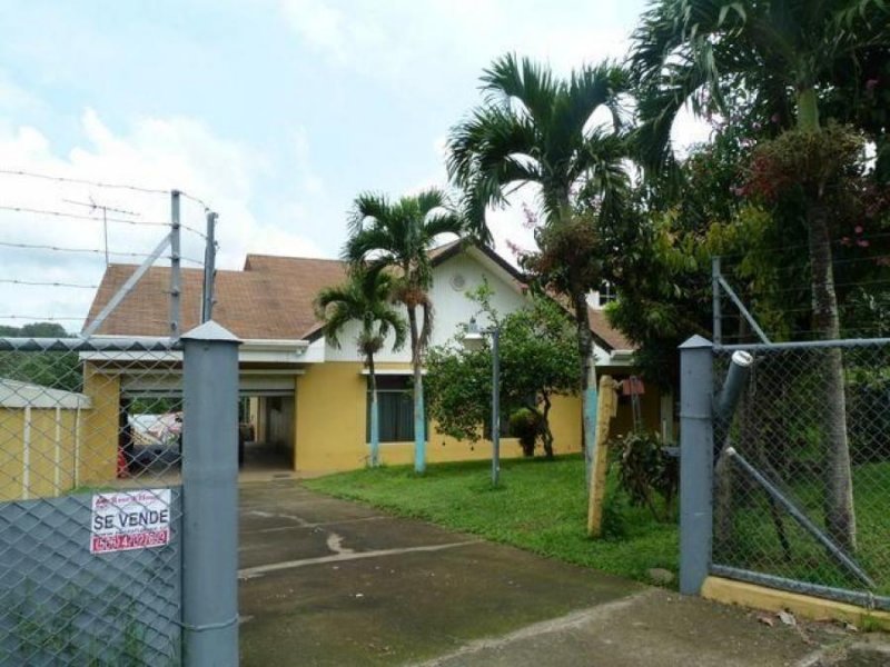 Foto Casa en Venta en Grecia, Grecia, Alajuela - U$D 350.000 - CAV38266 - BienesOnLine