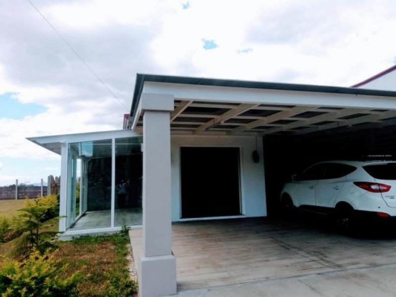 Foto Casa en Venta en Lo Higuerones, Grecia, Alajuela - U$D 122.000 - CAV40412 - BienesOnLine