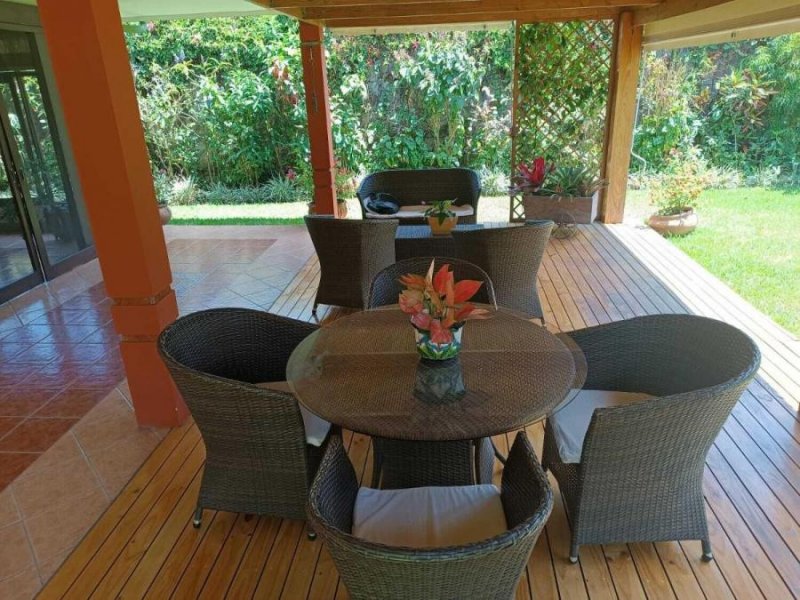 Foto Casa en Venta en Guachipelín, Escazú, San José - U$D 750.000 - CAV92941 - BienesOnLine