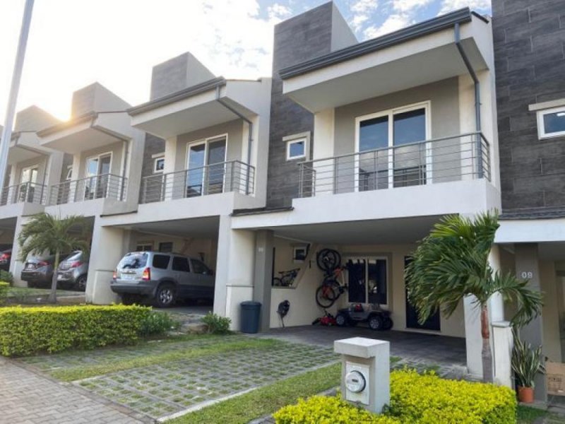 Foto Casa en Venta en Escazú, San José - U$D 270.000 - CAV40222 - BienesOnLine