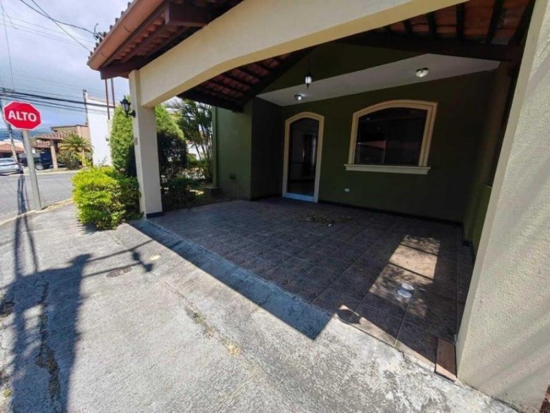 Foto Casa en Venta en Heredia, Heredia - U$D 187.000 - CAV69851 - BienesOnLine