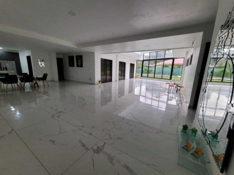 Foto Casa en Venta en Guácima, Alajuela - U$D 950.000 - CAV75685 - BienesOnLine