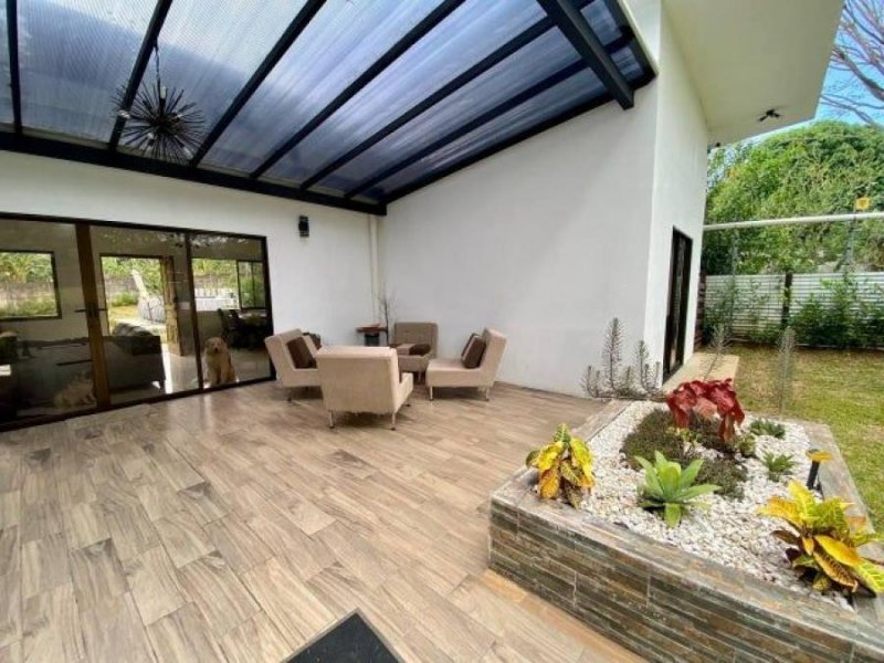 Foto Casa en Venta en Guácima, Alajuela - U$D 363.000 - CAV94244 - BienesOnLine