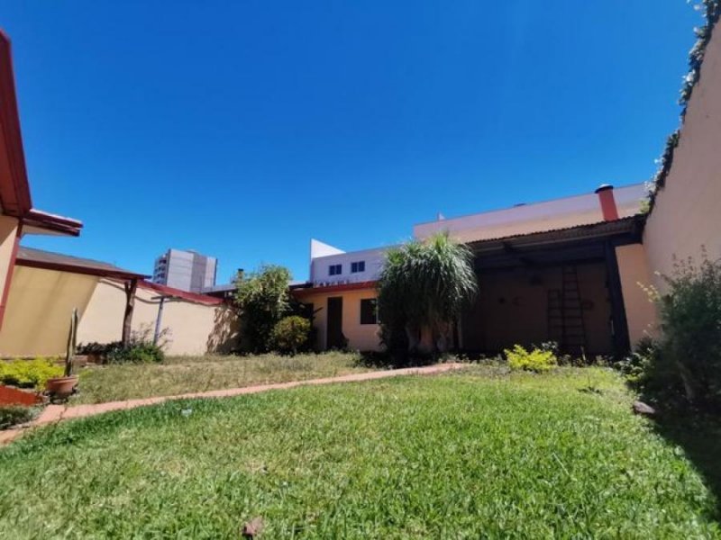 Foto Casa en Venta en Sabana, San José, San José - U$D 420.000 - CAV39964 - BienesOnLine