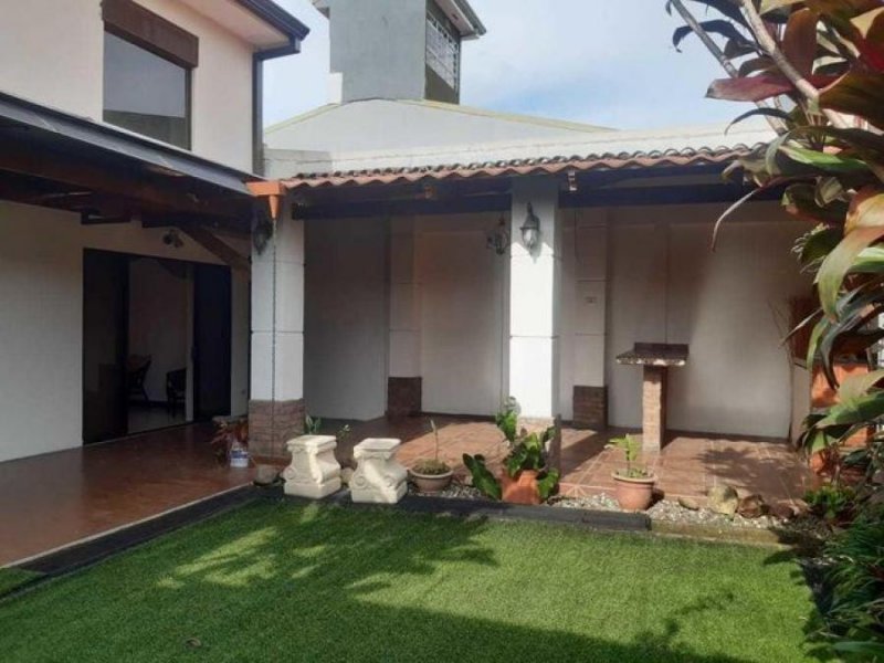 Foto Casa en Venta en La Unión, Cartago - U$D 195.000 - CAV72710 - BienesOnLine