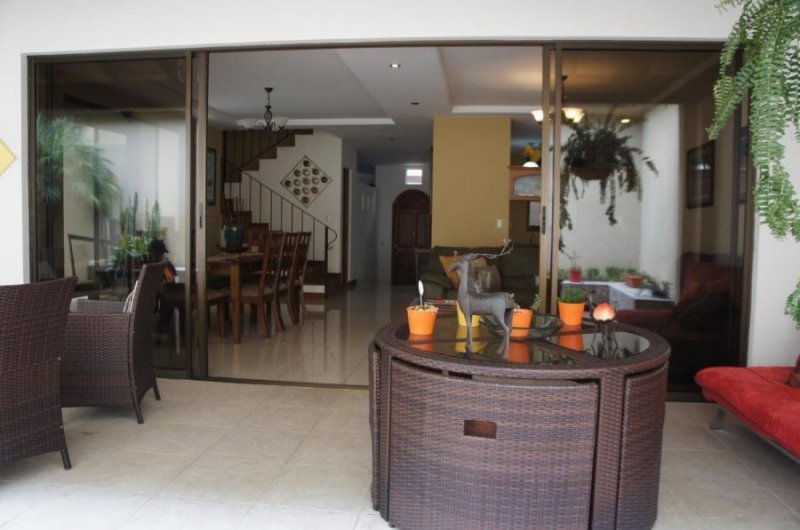 Casa en Venta en Por pinares La Unión, Cartago