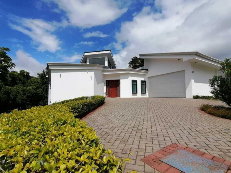 Foto Casa en Venta en San Isidro, Heredia, Heredia - U$D 599.000 - CAV92530 - BienesOnLine