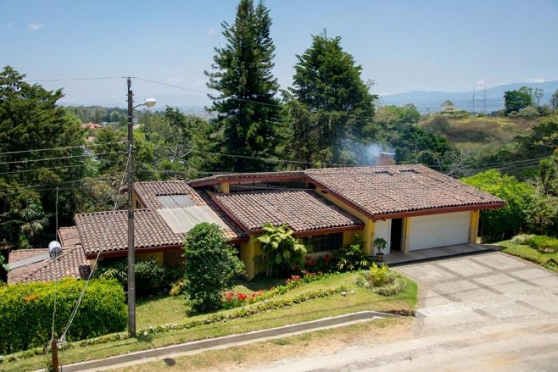 Foto Casa en Venta en Tres Ríos, La Unión, Cartago - U$D 490.000 - CAV54926 - BienesOnLine