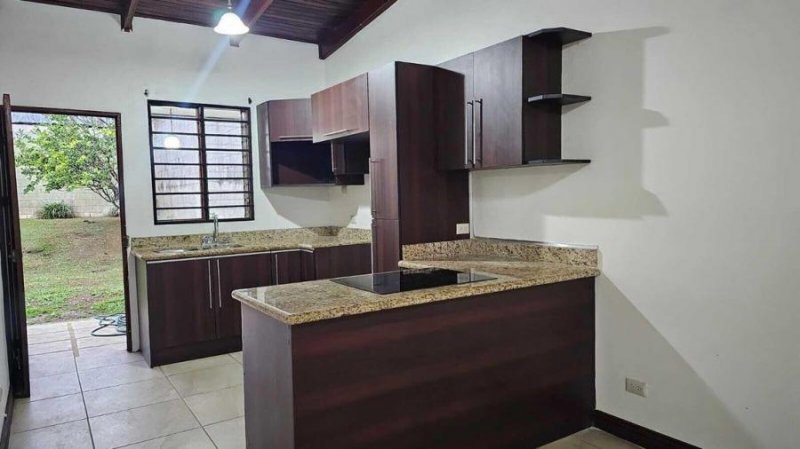 Foto Casa en Venta en Montes de Oca, San José - U$D 174.500 - CAV97752 - BienesOnLine