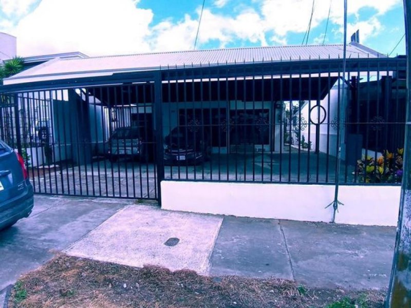 Foto Casa en Venta en Moravia, San José - U$D 380.000 - CAV59775 - BienesOnLine