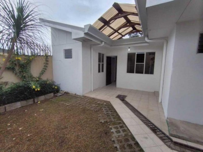 Foto Casa en Venta en Rohrmoser, Pavas, San José - ¢ 102.000.000 - CAV59516 - BienesOnLine