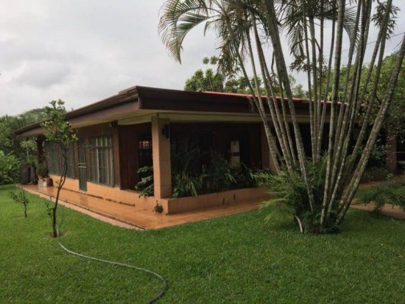 Foto Casa en Venta en Poás, Alajuela - U$D 1.000.000 - CAV75702 - BienesOnLine