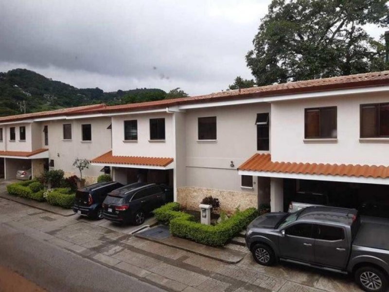 Foto Casa en Venta en Pozos, Santa Ana, San José - U$D 178.000 - CAV74727 - BienesOnLine