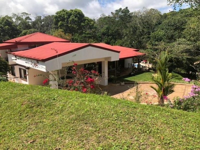 Foto Casa en Venta en Puriscal, San José - U$D 480.000 - CAV57125 - BienesOnLine