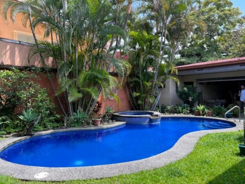 Foto Casa en Venta en Rio Oro, Santa Ana, San José - U$D 575.000 - CAV74388 - BienesOnLine