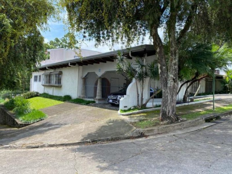 Foto Casa en Venta en Rohrmoser, Pavas, San José - U$D 650.000 - CAV54550 - BienesOnLine