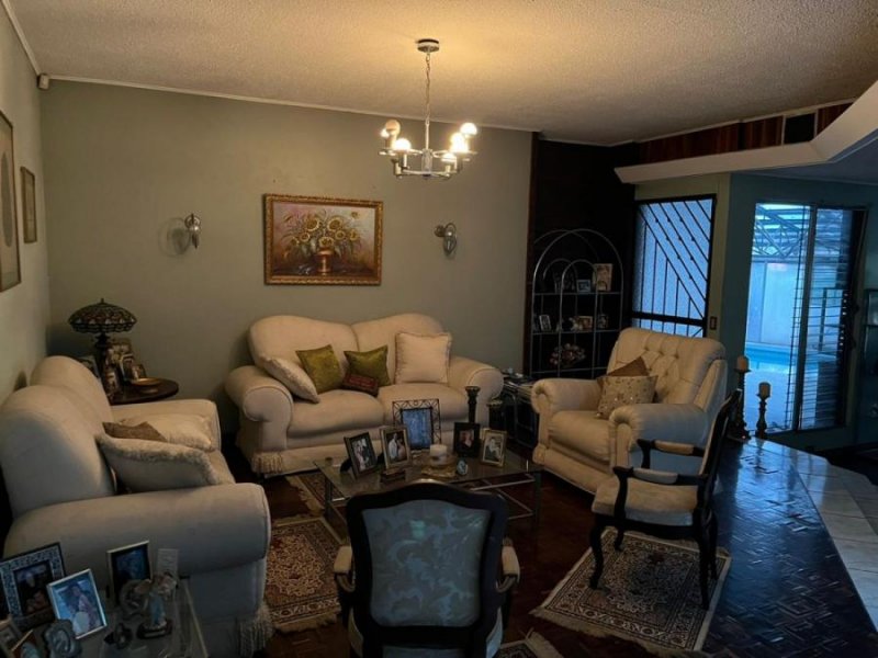 Foto Casa en Venta en Mata Redonda, San José - U$D 750.000 - CAV103139 - BienesOnLine