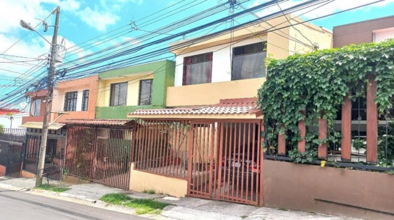 Foto Casa en Venta en Montes de Oca, San José - U$D 140.000 - CAV86792 - BienesOnLine