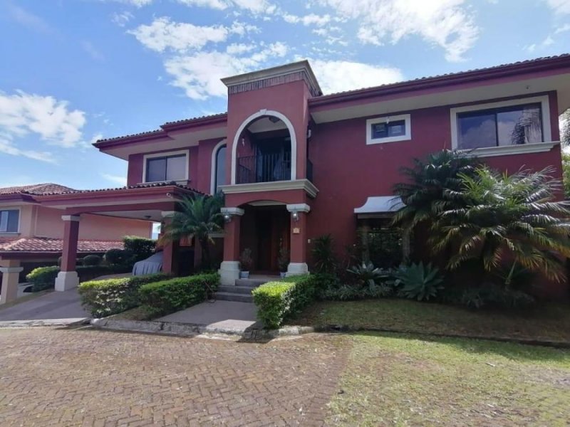 Foto Casa en Venta en San Antonio, Escazú, San José - U$D 580.000 - CAV33090 - BienesOnLine