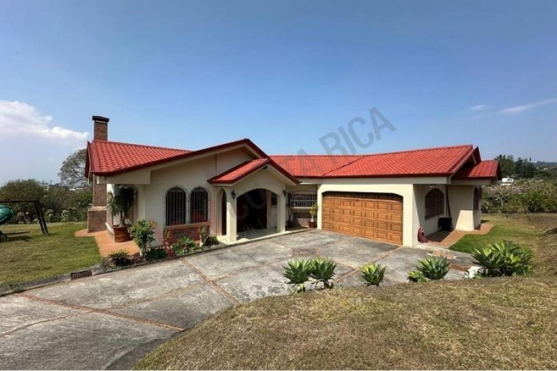 Casa en Venta en  San Isidro, Heredia