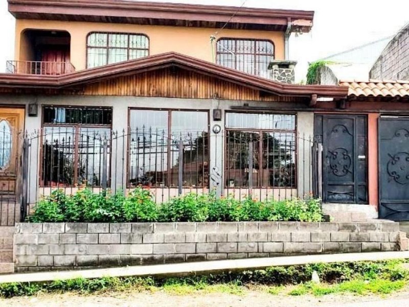 Foto Casa en Venta en San Isidro, San Isidro, Heredia - U$D 243.000 - CAV33926 - BienesOnLine