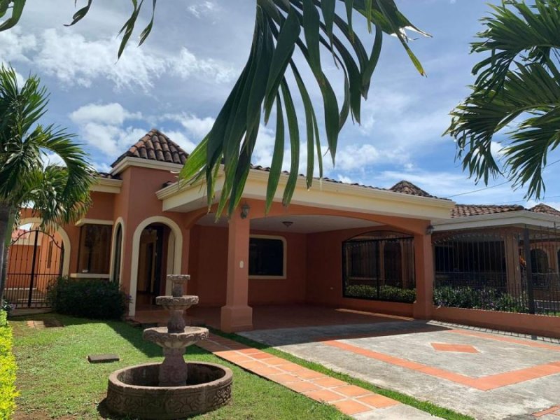 Foto Casa en Venta en San Joaquín de las Flores, San Joaquín, Heredia - U$D 185.000 - CAV33930 - BienesOnLine