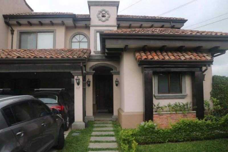 Foto Casa en Venta en Escazú, San José - U$D 550.000 - CAV83362 - BienesOnLine