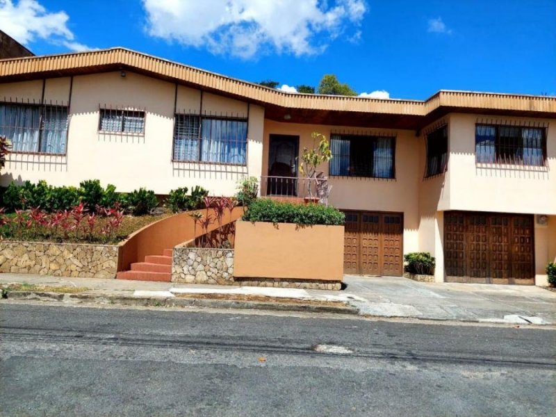 Foto Casa en Venta en Mata Redonda, San José - U$D 420.000 - CAV94161 - BienesOnLine