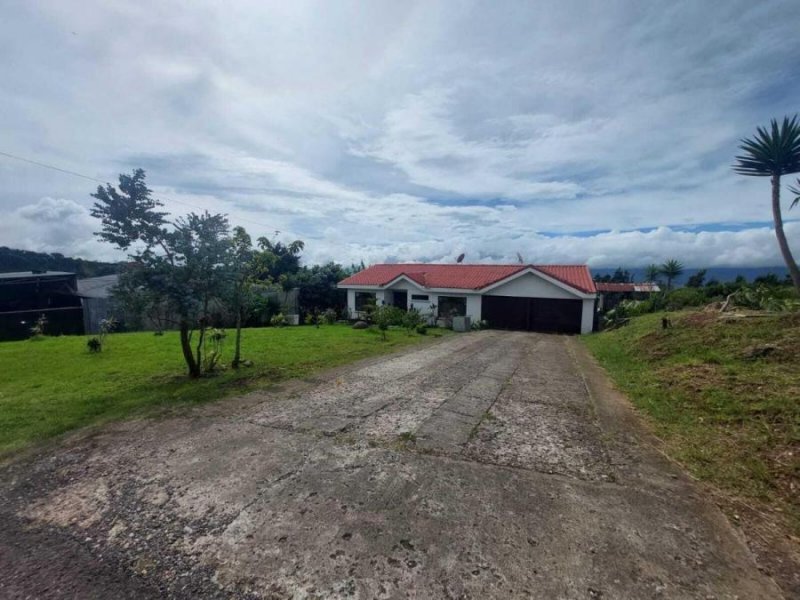 Casa en Venta en  San Nicolás, Cartago