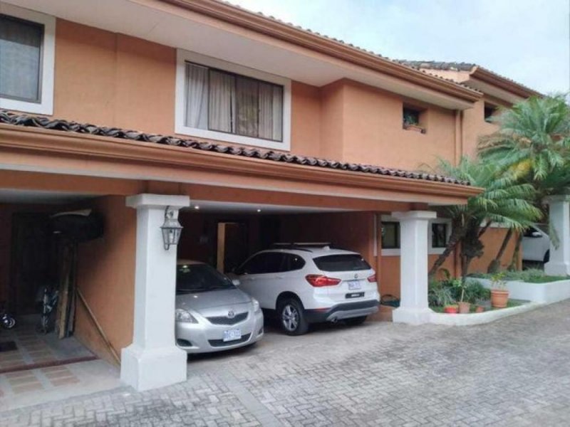 Foto Casa en Venta en San Rafael, Escazú, San José - U$D 270.000 - CAV36413 - BienesOnLine