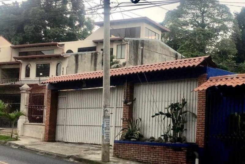 Foto Casa en Venta en San Rafael, Escazú, San José - ¢ 112.000.000 - CAV53842 - BienesOnLine