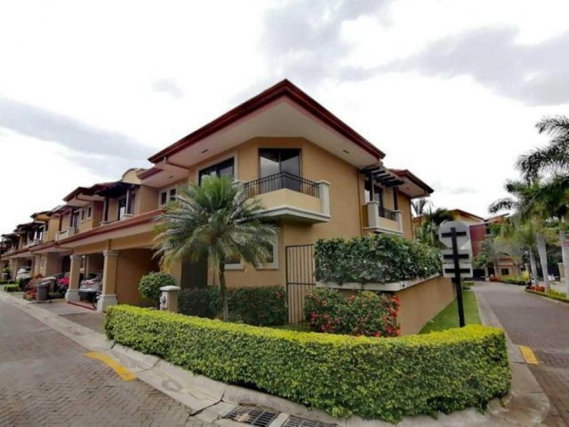 Foto Casa en Venta en Escazú, San José - U$D 355.000 - CAV39183 - BienesOnLine