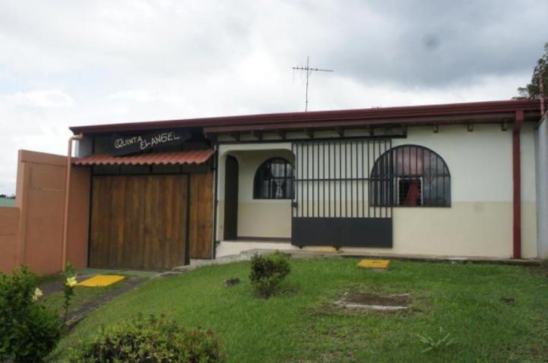 Foto Casa en Venta en Calle Pte. Piedra, San Rafael, Heredia - U$D 233.000 - CAV36887 - BienesOnLine