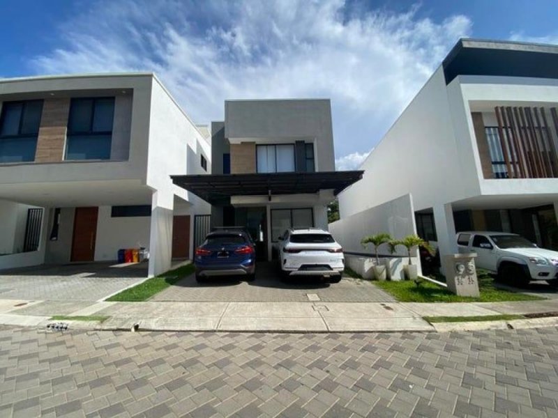 Foto Casa en Venta en Santa Ana, San José - U$D 330.000 - CAV77761 - BienesOnLine