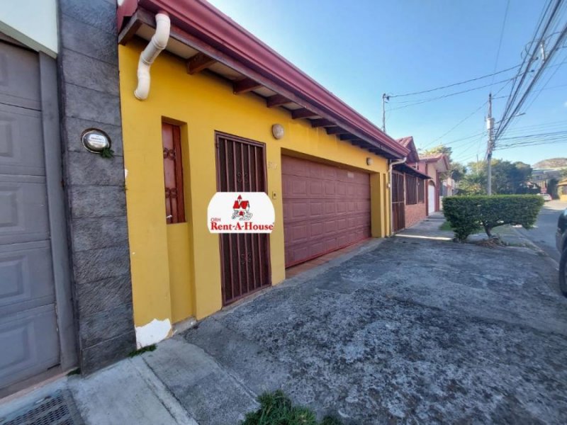 Casa en Venta en Jardines del Beneficio Santa Lucia, Heredia