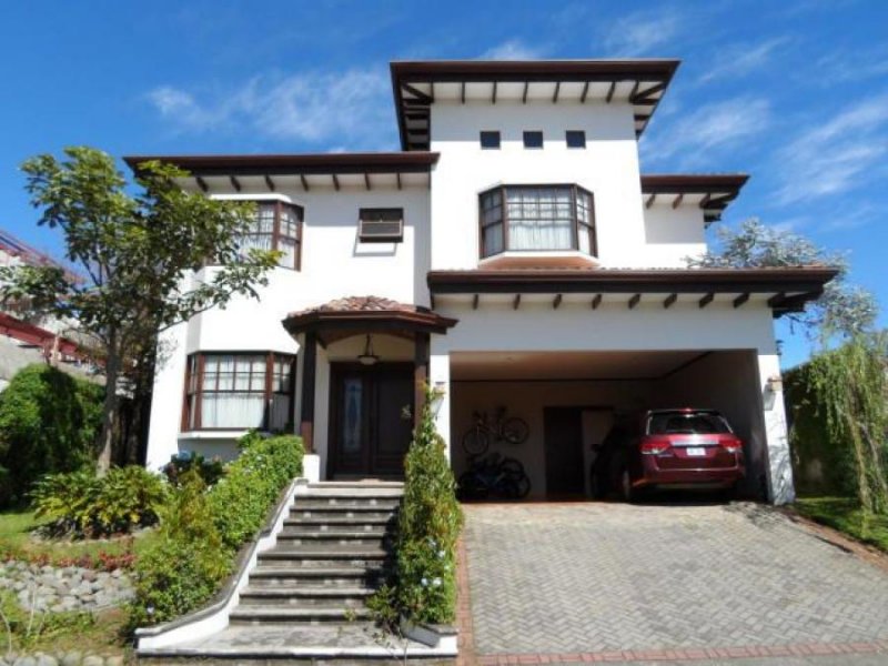 Foto Casa en Venta en Santo Domingo, Santo Domingo, Heredia - U$D 790.000 - CAV36681 - BienesOnLine