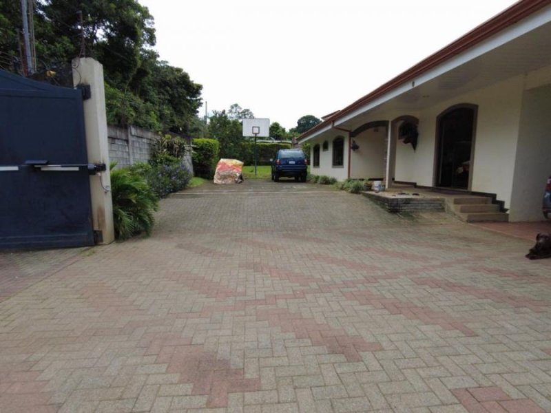 Venta de Casa en Tambor, Alajuela.