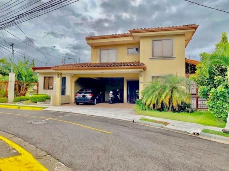 Foto Casa en Venta en Condominio Las Marías, Ulloa, Heredia - U$D 290.000 - CAV40190 - BienesOnLine