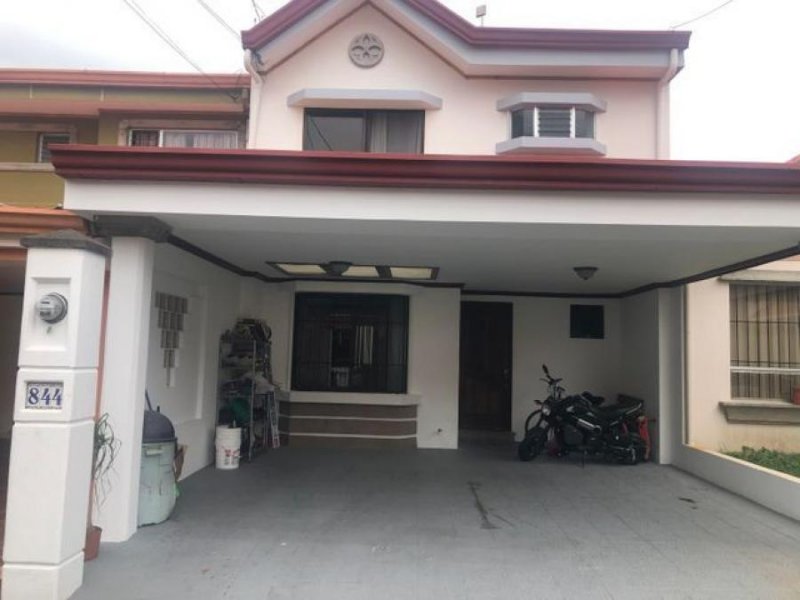 Foto Casa en Venta en Real Santamaria, Ulloa, Heredia - U$D 123.000 - CAV36414 - BienesOnLine