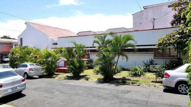 Foto Casa en Venta en Zapote, San José - U$D 265.000 - CAV107495 - BienesOnLine