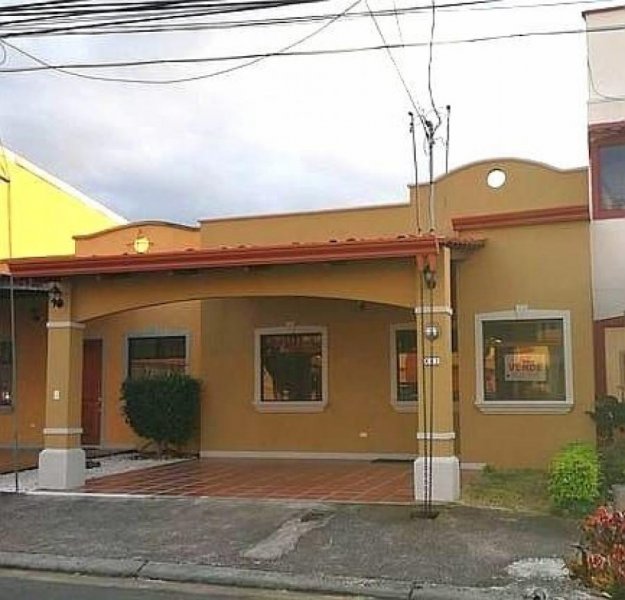 Foto Casa en Venta en Mercedes, Heredia - ¢ 76.500.000 - CAV85114 - BienesOnLine