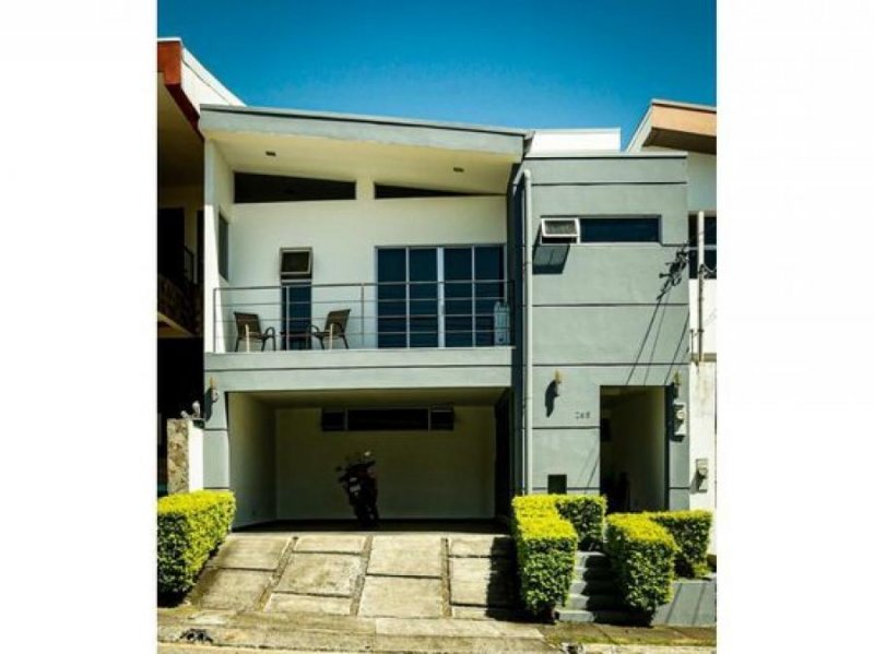 Foto Casa en Venta en Ulloa, Heredia - U$D 220.000 - CAV89209 - BienesOnLine