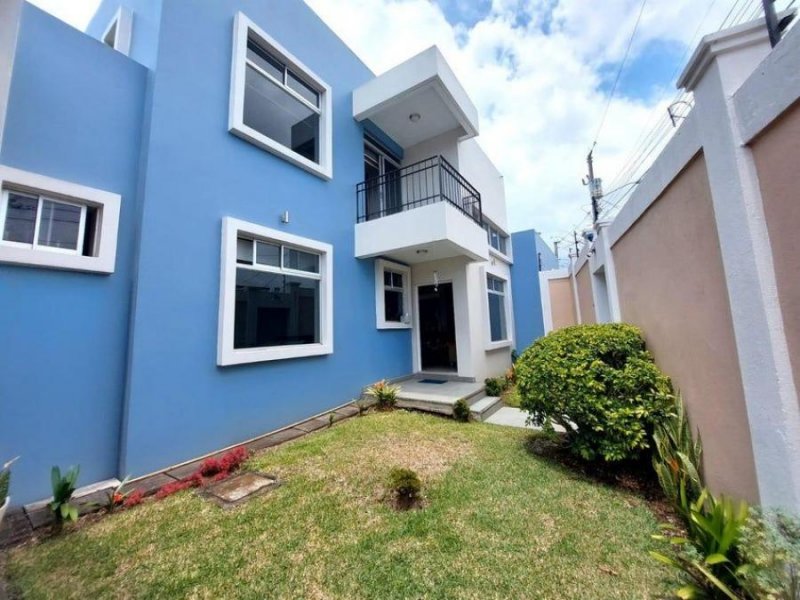 Venta de Casa Independiente en Carmen, Cartago. RAH 25-791