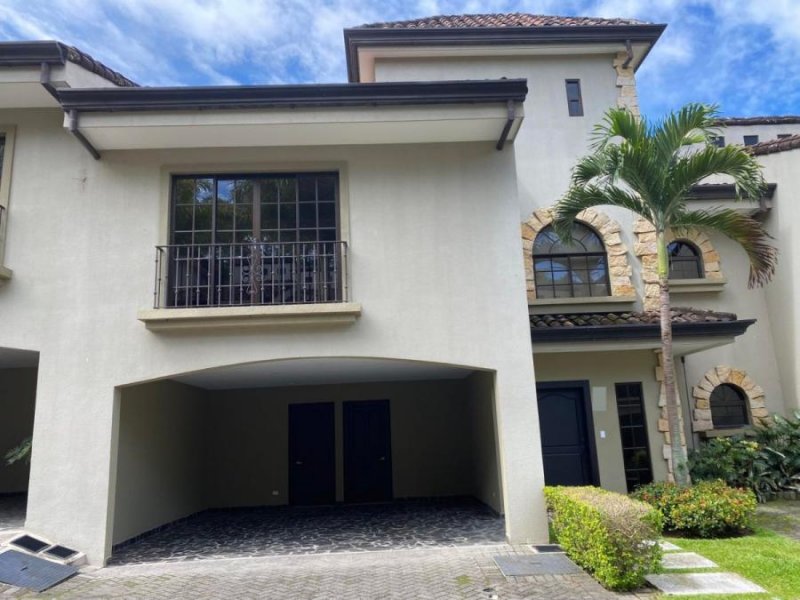 Foto Casa en Venta en Escazú, San José - U$D 575.000 - CAV84073 - BienesOnLine