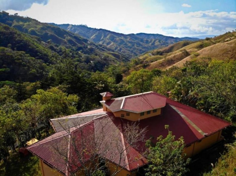 Casa en Venta en Ciudad Colón Mora, San José