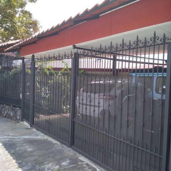 Foto Casa en Venta en Barva, Heredia - U$D 230.000 - CAV62600 - BienesOnLine